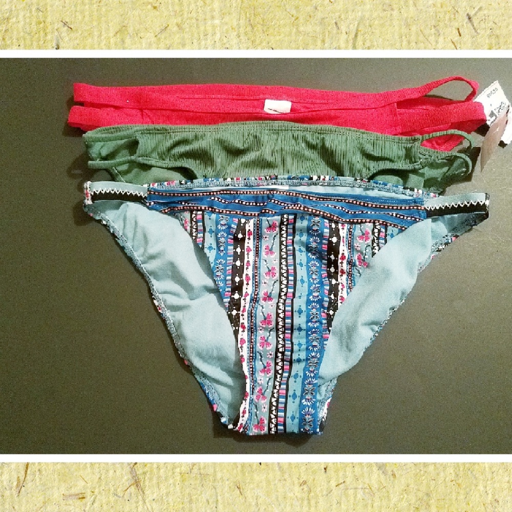 3 bikini bottom size xl